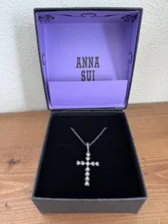 ANNA SUI ハート型十字架ネックレス