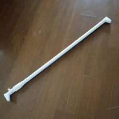 突っ張棒。ねじり止め式　200㎝～110㎝。