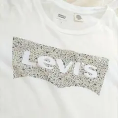 Levi's　リーバイス　Tシャツ　半袖　ロゴ　花柄　ホワイトのサムネイル