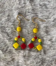 ハンドメイド カラフルビーズピアス　サージカルステンレス