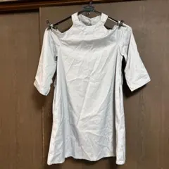 オフショルダー ライトグレー ミニワンピース S