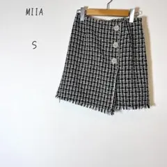 317 ミーア　ツイードタイトスカート 台形スカート　ビジュー　ブラック　S