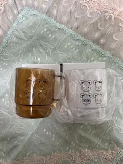 〈BE@RBRICK × familiar〉プラスチック製マグカップ 2個セット