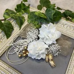ドライフラワー髪飾り　結婚式成人式卒業式七五三髪飾り　ホワイトゴールド水引リボン