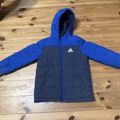 adidas フード付きダウンコート