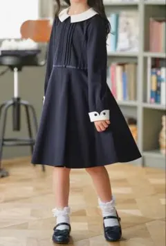 組曲　ネイビー ワンピース 白い襟付き