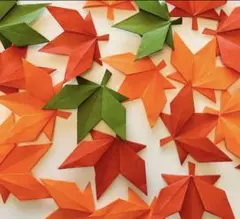 壁面に！リース作りに！自由にアレンジ　秋色紅葉20コ　折り紙のサムネイル