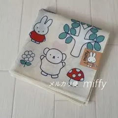 ミッフィー　ハンカチ　バンダナ　ランチクロス　大判 　クリーム　③