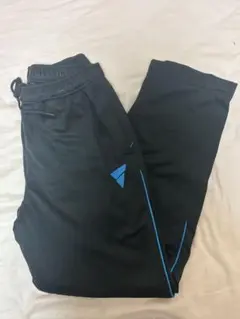 ヴィクタス VICTAS ウィンドブレーカー Mサイズ