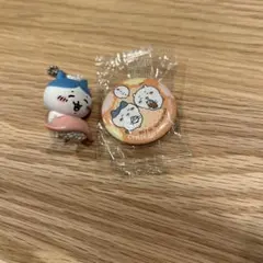 ちいかわ　ハチワレ　キーホルダー & バッジ セット