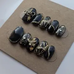 【サイズオーダー制】黒と金の装飾ネイルチップセット　成人式　振袖ネイル