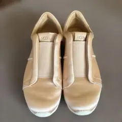 UGG ピンクベージュ スニーカー