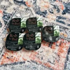 Item thumbnail for item ee8a4a3f-17c2-4ae3-bf39-7c1e1e61486c