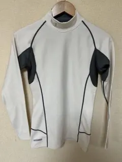 Under Armour ハイネックシャツ ホワイト/グレー　MD METAL