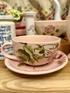 Rosier PINK HOUSE薔薇柄ピンクティーカップ・ソーサーセット - メルカリ
