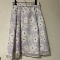 デビュードフィオレのスカート