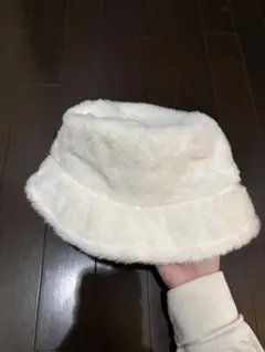 ホワイトファーバケットハット 韓国系