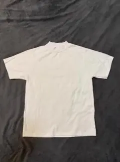 ホワイト ハイネック Tシャツ
