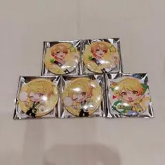 AMPTAK×COLORS あっきい 缶バッジ