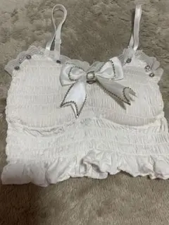 リボン付きホワイトキャミソール