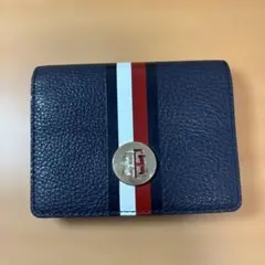 TOMMY HILFIGER 二つ折り財布 ネイビーのサムネイル