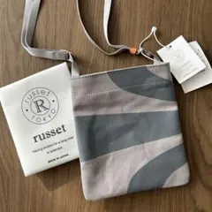 russet スマホショルダーバッグ グレー系