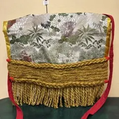 Item thumbnail for item c7912f0f-6067-4692-9852-9c10b64270ba