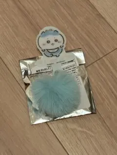 ちいかわ ちいかわベビー ぽんぽんチャーム付きフォンタブ ハチワレ