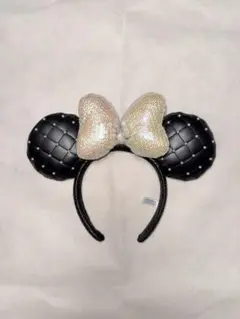 ミニーマウス耳カチューシャ ディズニー　パール