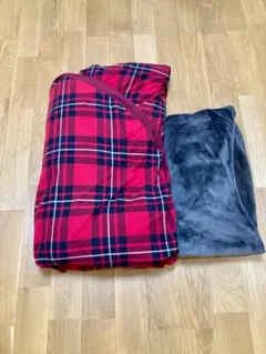 無印良品　楕円こたつ布団のサムネイル