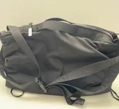 NOMADISナイロン ショルダーバッグ