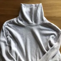 ブルーグレー タートルネック 長袖トップス ユニクロ UNIQLO