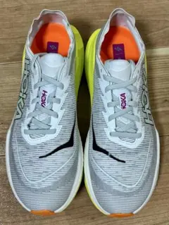 新品、未使用　ホカ MACH X 2 マッハ X 2 陸上　ランニング　28のサムネイル