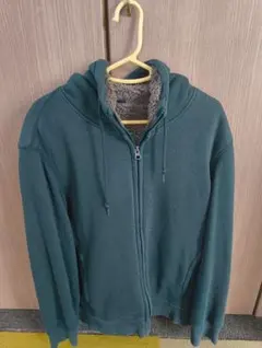 ユニクロ　ボアスウェットフルジップパーカ（長袖）