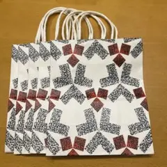 Item thumbnail for item 38c91be5-f7e6-4daa-8926-5b173274d118