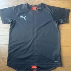 PUMA ブラック Tシャツ 160サイズ