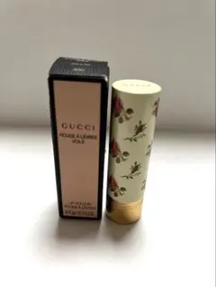 GUCCI グッチ ルージュ ア レーヴル ヴォワル 500 口紅のサムネイル