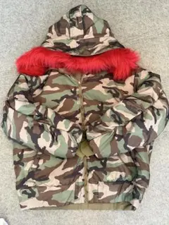 迷彩柄 MA-1ジャケット レッドファー付き