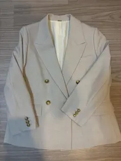 【美品】MilaOwen金釦ダブルブレストブレザーのサムネイル
