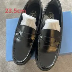 Item thumbnail for item 429cfbbc-3623-4c11-a534-654666d0c46a