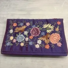 美品⭐︎Think Bee! 花柄ビーズ刺繍 ネイビー L字長財布 - メルカリ