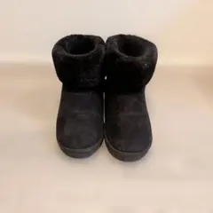 ブラックムートンブーツ