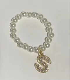 Labubu用10cm パールネックレス Sイニシャルチャーム付き ハンドメイド