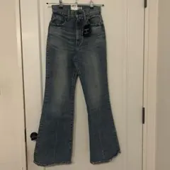 Item thumbnail for item eeb9de33-12cd-42e4-980e-18f04fdc194b