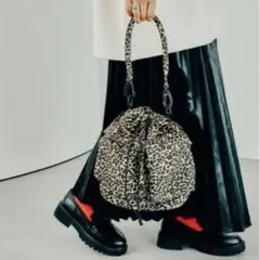 LEPSIM ヒョウ柄 中型ハンドバッグ
