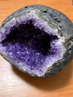 アメジストドーム　高品質　紫水晶　ウルグアイ産　1.5Kg 原石