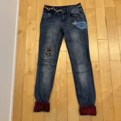 Item thumbnail for item 7edef6cd-947b-494e-bd00-f695c01d255b