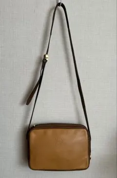 LOEWEロエベ アナグラムロゴ型押しショルダー バッグ(ゴールデンイエロー系)