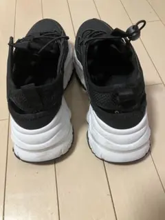 Java スポーツサンダル ブラック/ホワイト