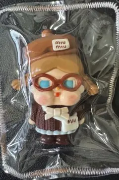 popmart crybaby クライベイビー　スクイーズ　夜光　涙光ります